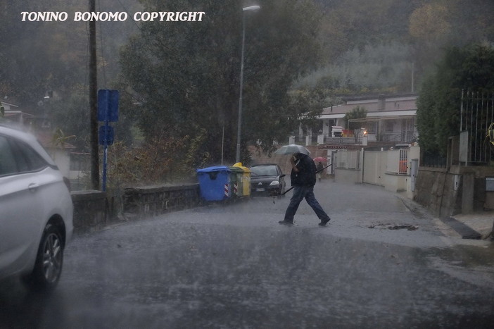 Maltempo: domani scuole chiuse a Cipressa e Ceriana dopo la proroga dell'allerta 'arancio'