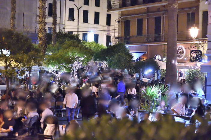 Sanremo: musica e discoteca in piazza Bresca, alcuni residenti &quot;Insopportabile, ora partono gli esposti&quot; (Video)