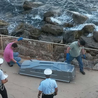 E' un 67enne di Roma ma originario di Imperia l'uomo morto ieri di fronte alla spiaggia 'Buraxen'