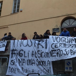 Ventimiglia Alta: i genitori presentano il ricorso gerarchico in Prefettura contro l’ordinanza di sgombero della scuola Cavour