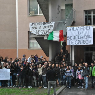 Degrado e nuove regole stringenti: stamani sciopero degli studenti del Marco Polo di Ventimiglia