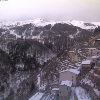 Maltempo: deboli nevicate in atto nell'entroterra, per ora sulla costa non piove. Attenzione agli spostamenti