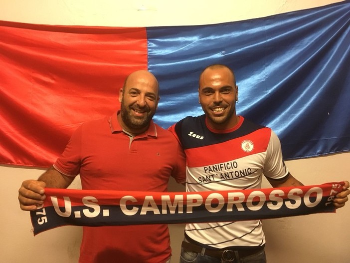 Mattia Farsoni il giorno della sua presentazione al Camporosso: prima stagione con la maglia rossoblù per il portiere dopo le esperienze a Don Bosco Valle Intemelia e Ospedaletti