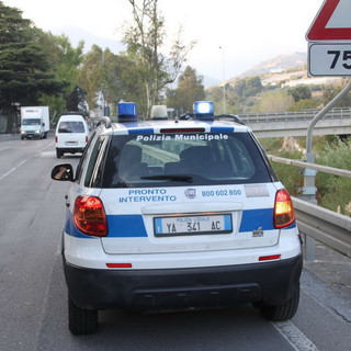 Coronavirus, Sanremo: dopo i sei casi positivi avviato lo screening su tutto il personale della Polizia Municipale