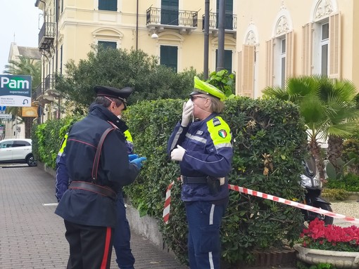 Diano Marina: arriveranno alle 13 i pasti per gli ospiti del 'Paradiso', consegnate le mascherine alle forze dell'ordine (Foto e Video)