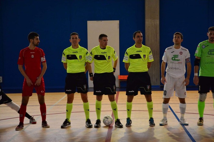 Calcio a 5. Brilla nel campionato di Serie B l'arbitro imperiese Gianluca Morelli