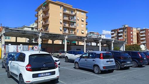 Vallecrosia, messa in sicurezza e demolizione dei porticati dell'ex Mercato dei Fiori: approvato il progetto esecutivo