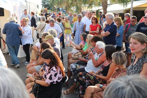 Sanremo: grande folla a Portovecchio per la prima giornata di Mare Cultura (Galleria fotografica)