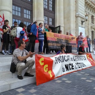 Anche da Ventimiglia alla manifestazione in difesa della linea ferroviaria Cuneo-Ventimiglia-Nizza (Foto)