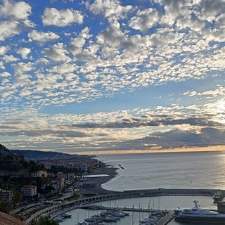 Giornata del turista, a Ventimiglia giro in barca gratis lungo il litorale (Foto)