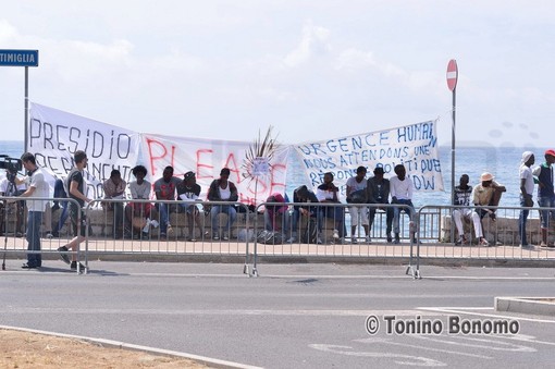 Ventimiglia: prosegue la discussione sugli immigrati al confine, un nostro lettore risponde a Lorenzo Rossi