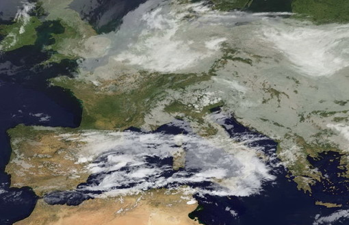 Proroga Allerta Meteo: domani scuole chiuse in tutta la Provincia, ma non tutti i Sindaci condividono