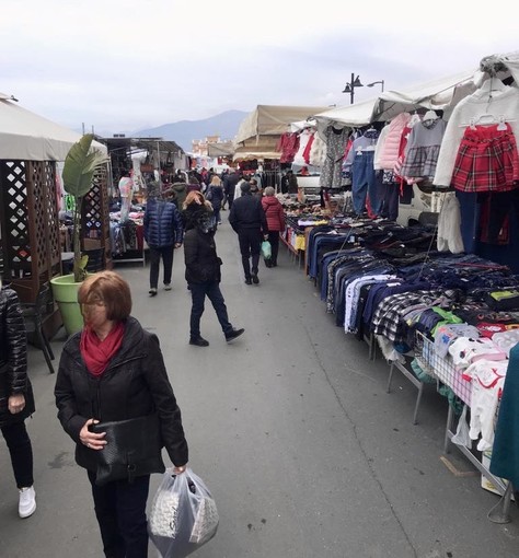 Bordighera: il Tar di Genova accoglie il ricorso degli ambulanti contro la delibera del Comune sulle tariffe del mercato