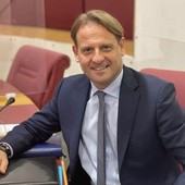 Dall’arancione all’azzurro il risultato non cambia, intervista all’assessore regionale Marco Scajola: “Sono un ‘politico operaio’ e il 2025 sarà un anno di cantieri”