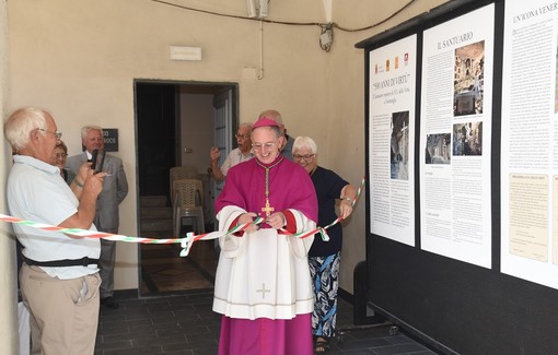 Ventimiglia: con il Vescovo festeggiata ieri alla chiesa di Sant'Agostino la 'Madonna consolata' (Foto)