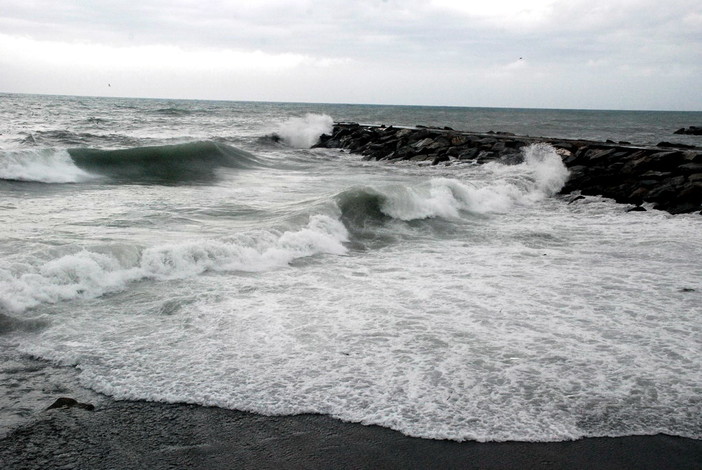 Dopo le polemiche arrivano 'comunque' le previsioni: oggi vento forte ma potranno esserci anche precipitazioni