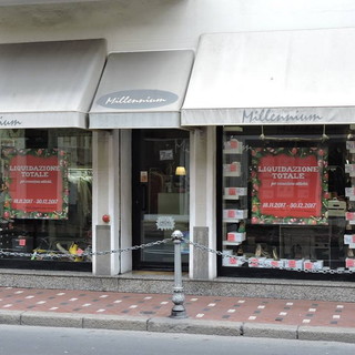 Bordighera: imprenditoria, chiude dopo 17 anni il negozio di abbigliamento 'Millennium' (Foto)