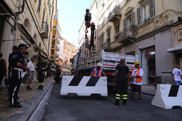 Le nuove barriere antiterrorismo in via Matteotti