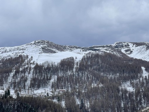 Perturbazione sulla nostra provincia: pioggia nell'entroterra, grandine a Melosa e nevicata a Monesi