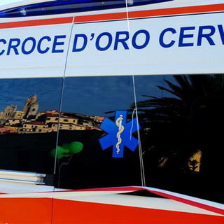 Imperia: tenta il suicidio gettandosi dalla finestra in Caramagna, miracolosamente salva una 49enne