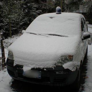 Sanremo: le foto della neve caduta questa mattina a San Romolo, scattate da Giovanni Calvi