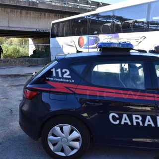 Ventimiglia: migrante senegalese trovato senza vita sul greto del Roya, probabile infarto e indagini dei Carabinieri