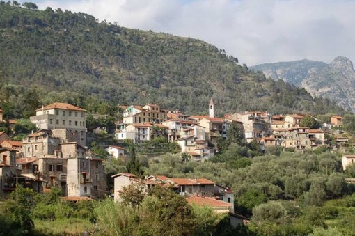 Olivetta San Michele, a settembre torna il concorso di pittura estemporanea (Foto)