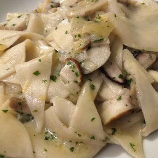 Il nuovo menù dell'Osteria del Tempo Stretto ad Albenga si veste d'autunno con i sapori del bosco