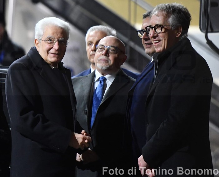 Benvenuto a Sanremo, Presidente! Sergio Mattarella accolto all'Ariston dal Sindaco Alberto Biancheri (Foto)