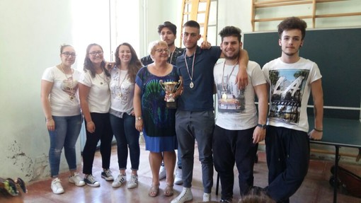 Sanremo: per i tornei di pallavolo e badminton,premiati ieri gli studenti del Liceo Amoretti