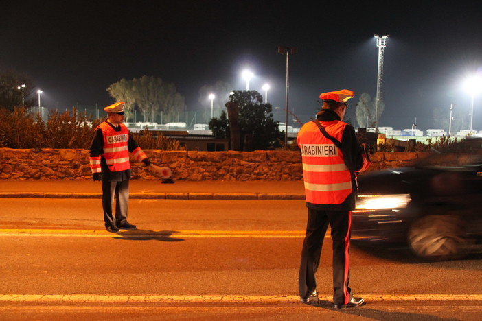 Servizio di controllo del territorio dei carabinieri: due arresti ad Albenga e Ceriale, fermato 26enne di Imperia