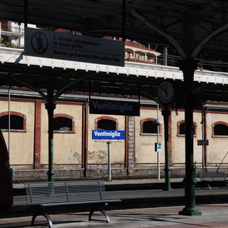 Ventimiglia: degrado dalla stazione ferroviaria, lo sfogo di un lettore &quot;Mi domando se esiste la civiltà in questa città&quot;