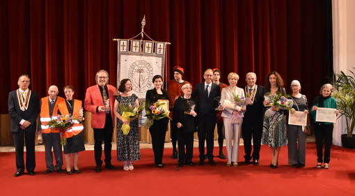 Sanremo: Teatro dell'Opera al Casinò gremito per la consegna dei premi 'San Romolo' (Foto e Video)