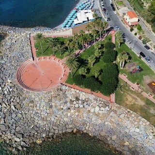 Imperia: terminati i lavori di riqualificazione del Parco della Rabina, domani l'apertura con una serata dedicata ai bambini (foto)