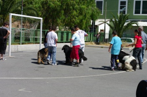 Ventimiglia: da lunedì al via il progetto 'Qua la zampa' all'Istituto Comprensivo 2 Cavour