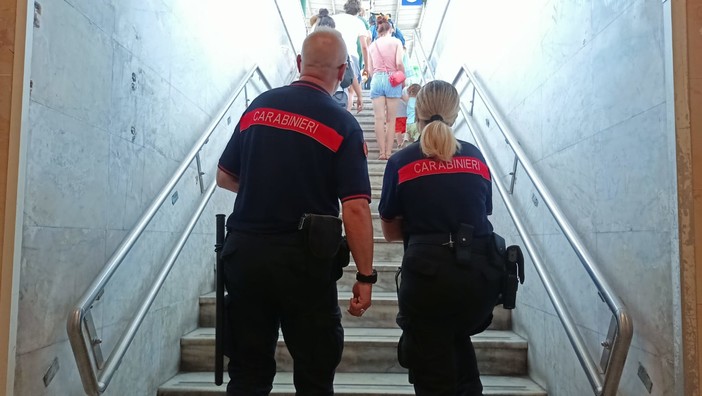 Ventimiglia, controlli straordinari delle forze dell'ordine nel centro città (Foto e video)