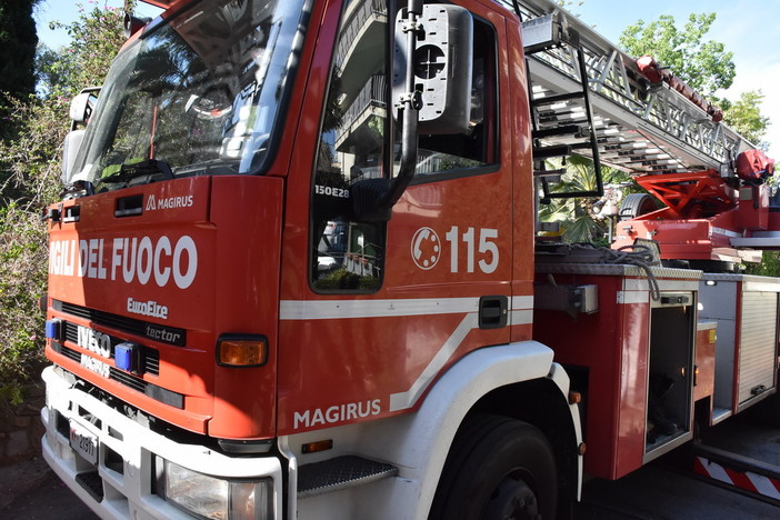 Seborga: vigili del fuoco in azione per il recupero di due escursionisti dispersi