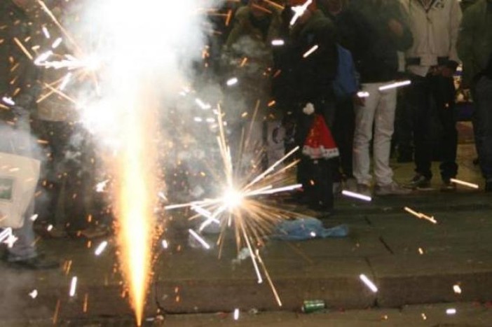 Dolceacqua vieta petardi, botti e fuochi d'artificio fino al 7 gennaio