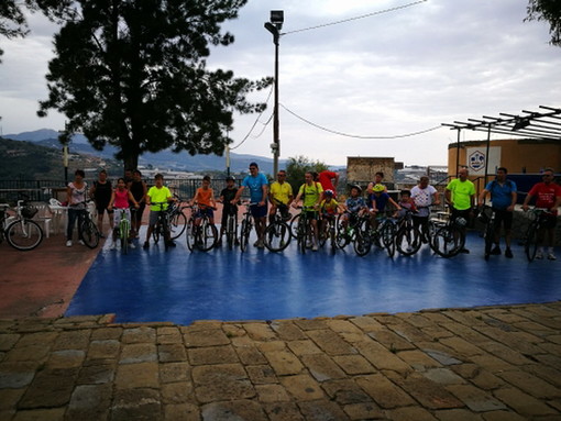 Sanremo: ottimo successo di partecipanti per la 6a edizione del 'Pellegrinaggio in bici' della Parrocchia della Villetta (Foto)