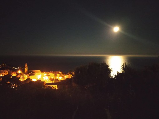 Giovedì pedalata in notturna sulle alture di Sanremo, partenza dal Villaggio dei Fiori