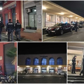 Ventimiglia: maxi pattuglione di martedì sera in centro, sono 17 le persone controllate dalle forze dell'ordine