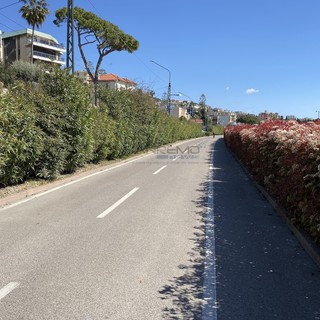 Sanremo: arrivano i bagni pubblici sulla pista ciclabile, l’installazione a inizio luglio