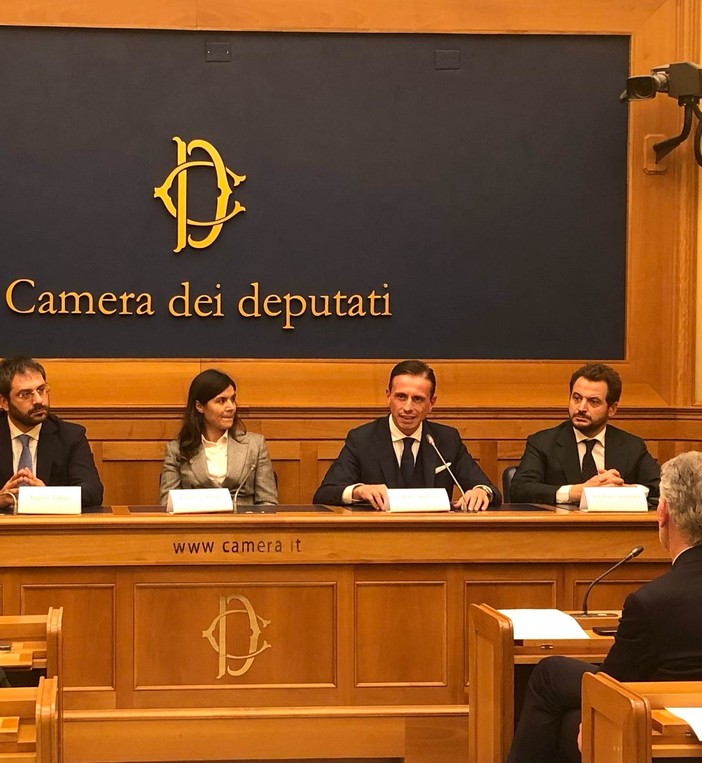 Presentato alla Camera il Master Specialistico sull'Intelligence e la Sicurezza Nazionale e internazionale  del Prof. Marco Bacini e del Gen. Nicolò Pollari