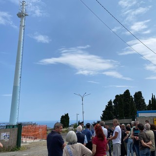 Sanremo, antenna di Coldirodi: un’altra vittoria per i residenti, lavori sospesi fino a febbraio