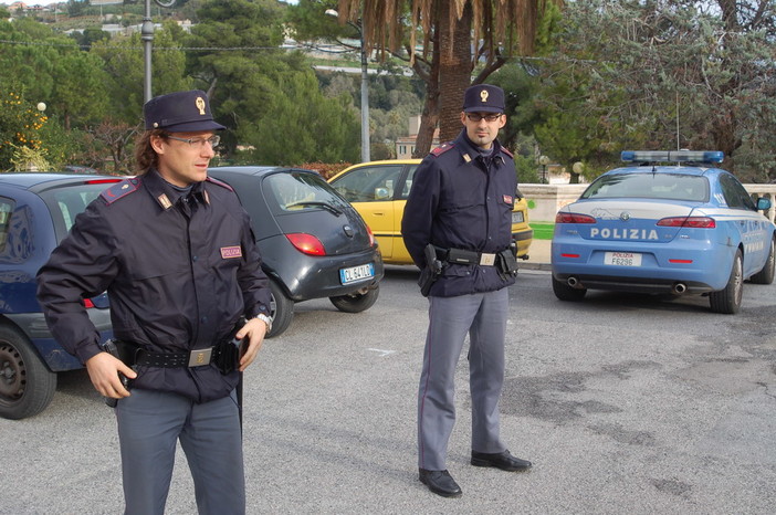 Sanremo: turista nella Pigna denunciato per spaccio dal Poliziotto di Quartiere