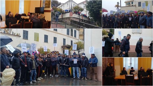 Bordighera, canone alle stelle: gli ambulanti protestano davanti al Comune (Foto e video)