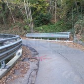 Sanremo: buca pericolosa in strada Sen. Marsaglia all'altezza della Madonnina, serve un intervento (Foto)