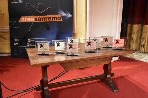 Si parte con il nuovo 'Area Sanremo': affidamento alla Sinfonica e possibile 'unione' con Rai Play in chiave talent