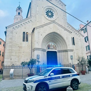 Sanremo: la Polizia Municipale ha tracciato il bilancio sull'abusivismo commerciale nel weekend di Pasqua