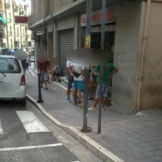 Sanremo: ancora proteste nella zona sud di Via Martiri, un lettore protesta e ci invia una serie di foto